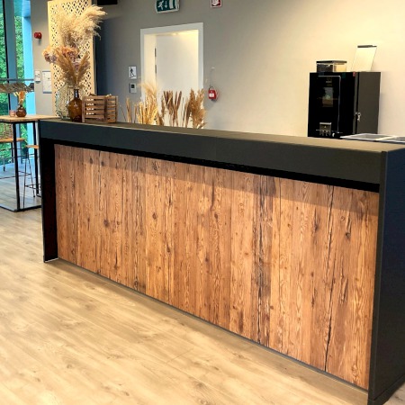 3m Distressed Oak Bar