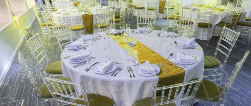 How To Choose The Right Colour Linen For Your Wedding Tables